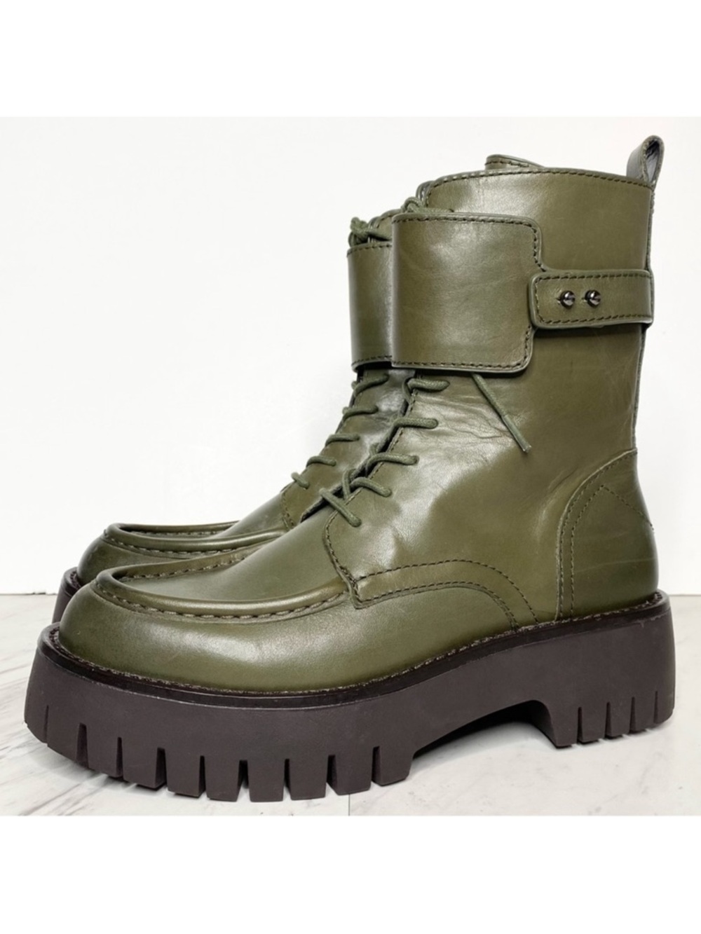 Franco Sarto Dana Green Leather Lace Up Boot 6M